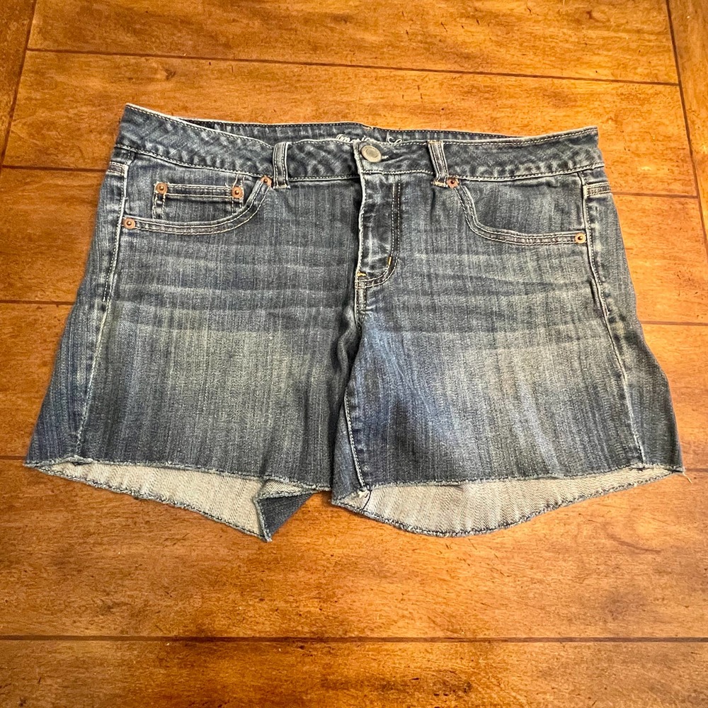 American Eagle Blue Denim Stretch Shorts Wmns Sz 12 S1102-526
